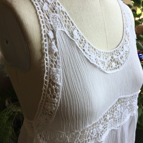 Cotton Candy Flowy BoHo Tunic With Lace Trim (EUC) - Picture 3 of 7